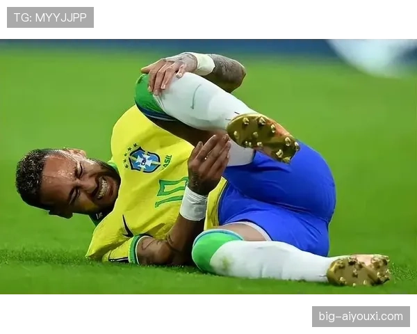 内马尔制造犯规能力解析：技术优势如何持续转化为威胁